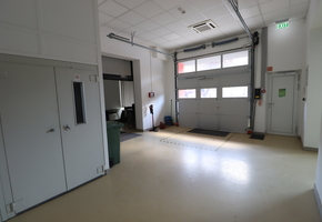 Budapest XVIII. district on 3029sqm land gross 1650sqm large office, storage, workshop building, independent site for sale 