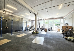 Budapest XIV. district Mexikói street 382sqm large heated workshop, storage to let