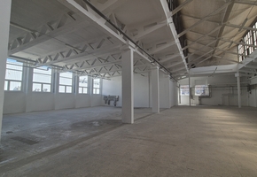 Budapest XI. district, Újbuda Budafoki street 1000sqm storage, suitable for commercial usage for rent