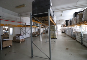 Budapest X. district, 1412sqm floor spaced storage, office purposed industrial building for sale