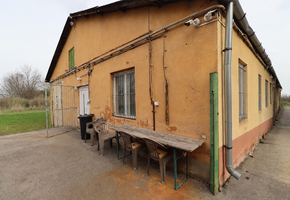 Budapest XIX. district on 2921sqm land 3885sqm building complex for sale