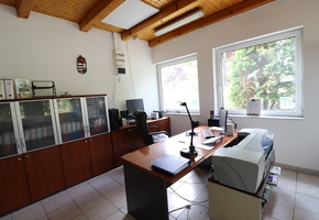 Pest county Herceghalom on 2210sqm land 437sqm building complex, office, storage for sale