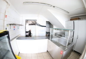 Budapest X. district Kőbánya on 980sqm land 1000sqm floor spaced car mechanic workshop, storage, office multifnctional building for sale