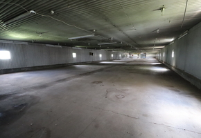 Pest county Sződ 1160sqm large brick building with steel frame roof for sale