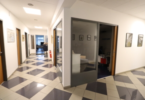 Pest county Érd on 4092sqm land 1135sqm building compplex, independent premise for rent