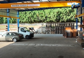 Pest county Veresegyház 7627sqm land 2957sqm building complex, equipped with cranes in whole or in parts to let