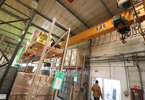 Pest county Szentendre industrial premise, 600sqm large storage with 98sqm office and social block for manufacturing or storage purpose for rent