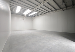 Pest county Vecsés industrial park 375sqm large newly built sandwichpanel storage block for rent