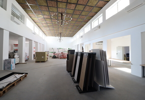 Budapest X. district Kőbánya 493sqm area suitable for storage, showroom, office for sale