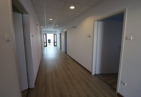 Pest county Sződ close to M2 motorway storage and office building to let