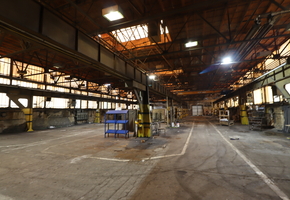 Nógrád county Bátonyterenye on 9.8 acre 8200sqm large industrial building complex, manufacturring halls, storages, office buildings for sale