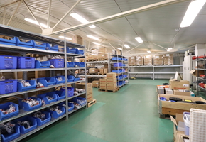 Pest county Érd on 4092sqm land 1135sqm building compplex, independent premise for rent