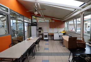 Budapest IX. district Ferencváros on 6748sqm land 3200sqm building complex on high traffic area for sale