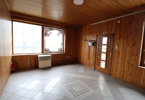 Pest county Tököl 330sqm unheated storage on two levels to let