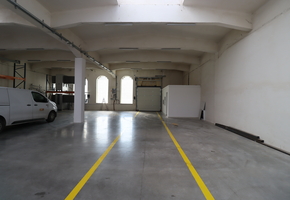Budapest XXI. district Csepel 300sqm storage with social block and office on high standard for rent