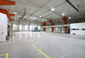 Budapest X. district, Kőbánya on 5988sqm land newly built 2623sqm industrial property for sale