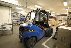 Pest county Érd on 4092sqm land 1135sqm building compplex, independent premise for rent