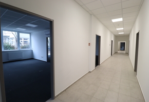 Budapest III. district, Óbuda on 1279sqm land two storeyed 886sqm multifunctional building for sale