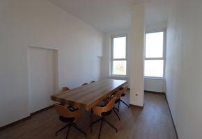 Budapest X. district Kőbánya 152sqm showroom, office on two levels for sale