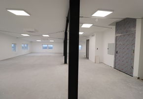 Pest county Szigetszentmikós 2252sqm land 1500sqm newly built industrial property for sale