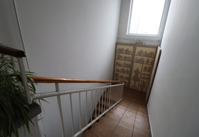 Budapest X. district, 1412sqm floor spaced storage, office purposed industrial building for sale