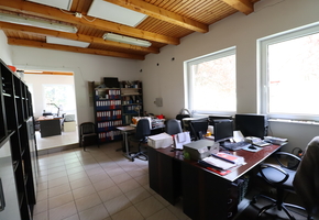 Pest county Herceghalom on 2210sqm land 437sqm building complex, office, storage for sale