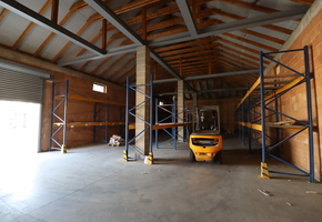 Pest county Dunavarsány commercial valuable independent premise, 3200sqm land, 644sqm storage for rent