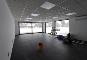 Pest county Gyál on 2740sqm land 760sqm high standard workshop, warehouse for rent