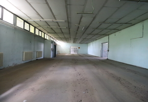 Pest county Ócsa on 3 acre land 5000sqm building complex for sale
