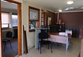 Bács-Kiskun county Kecskemét 8979sqm land with 1140sqm building complex for sale