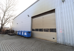 Pest county Szentendre industrial premise, 600sqm large storage with 98sqm office and social block for manufacturing or storage purpose for rent