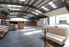 Pest county Nagytarcsa on 8240sqm land 3800sqm building complex, storages, office, workshop for sale