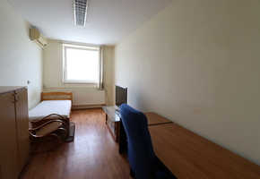 Budapest XXI. district Csepel on 963sqm land 3 storeyred 541sqm large office-storage multipurposed building for sale