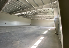 Pest county Nagytarcsa industrial park 900sqm newly built sandwichpanel storage for rent