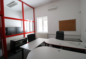 Pest county Budaörs, close to the junction of M1, M7 and M0 motorways 404sqm warehouse/workshop and 789sqm office, social block area to let