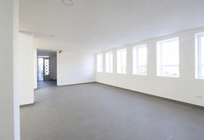 Budapest X. district Kőbánya 152sqm showroom, office on two levels for sale