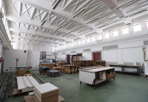 Pest county Budaörs, close to the junction of M1, M7 and M0 motorways 404sqm warehouse/workshop and 789sqm office, social block area to let