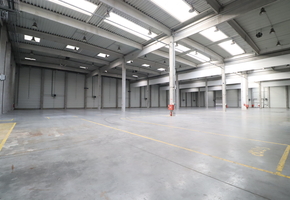 Pest county Biatorbágy industrial premise, 2 acre land with 7250sqm large office-storage building for sale