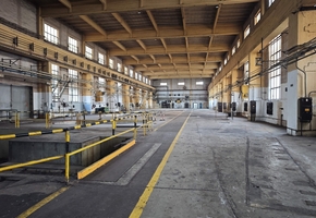 Budapest XXI. district Csepel crane equipped 4620sqm, partly heated storage to let