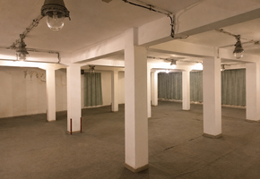 Budapest XXI. district Csepel Művek, close to the main gate industrial property for sale. Land 901sqm, building 430sqm large