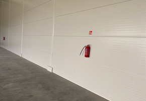 Pest county Nagytarcsa industrial park 600sqm newly built sandwichpanel storage for rent