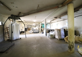 Pest county Tápiószőlős on 12.621sqm land net 706sqm large workshop building for sale 