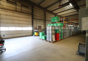 Pest county Szentendre industrial premise, 600sqm large storage with 98sqm office and social block for manufacturing or storage purpose for rent