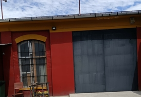 Budapest XXI. district Csepel Művek, close to the main gate industrial property for sale. Land 901sqm, building 430sqm large