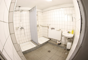 Budapest X. district 488sqm car repair workshop for rent