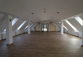 Pest county Sződ on 4 acre land 2777sqm building complex for sale