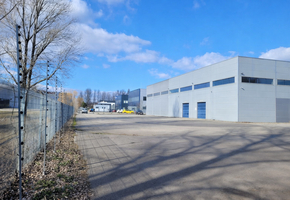 Pest county Sóskút independent premise, 2120sqm storage, 440sqm office on 6600sqm land for rent