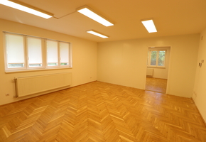 Pest county Diósd, 350sqm two storeyed mixed purpose, office-storage building for rent