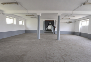 Pest county Nagykáta on 6356sqm land 1000sqm warehouse, workshop building for sale