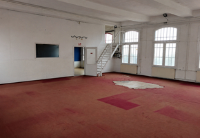Budapest XXI. district Csepel Művek, close to the main gate industrial property for sale. Land 901sqm, building 430sqm large